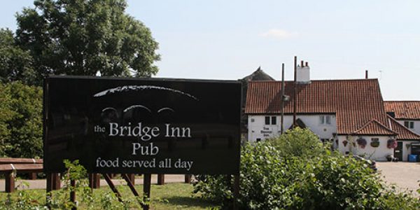 Bridge Inn pub - Acle