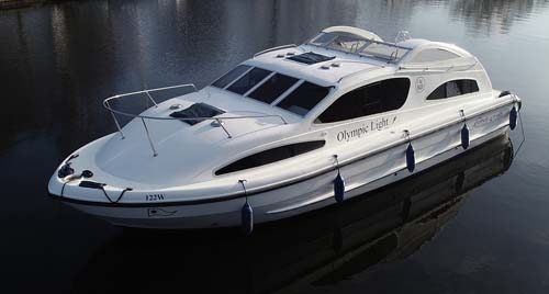 Boat Hire on the Norfolk Broads | Herbert Woods